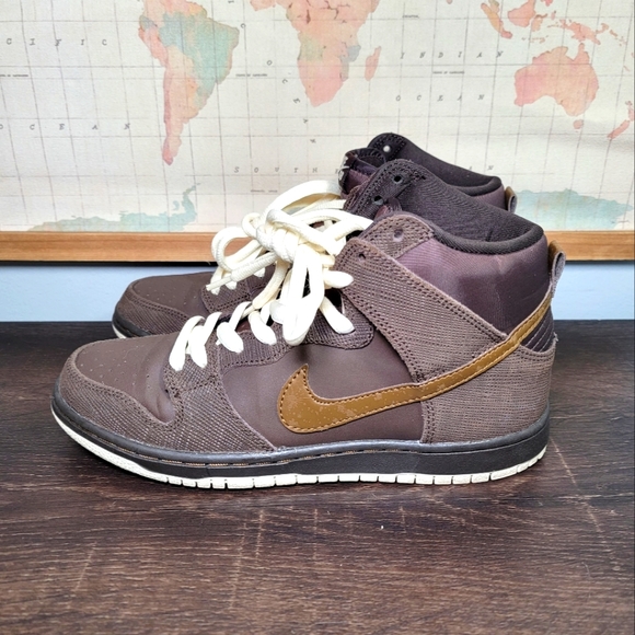 Nike Other - Nike SB Dunk High Baroque Brown Mens Sz 8.0 Womens Sz 9.5